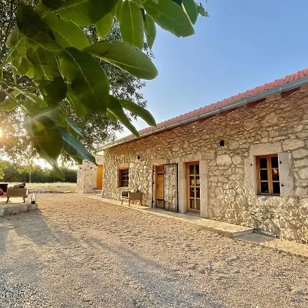 Kostela Stone House * Stolac