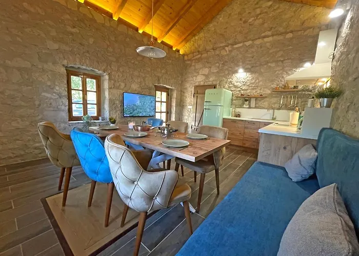 Kostela Stone House Holiday home *